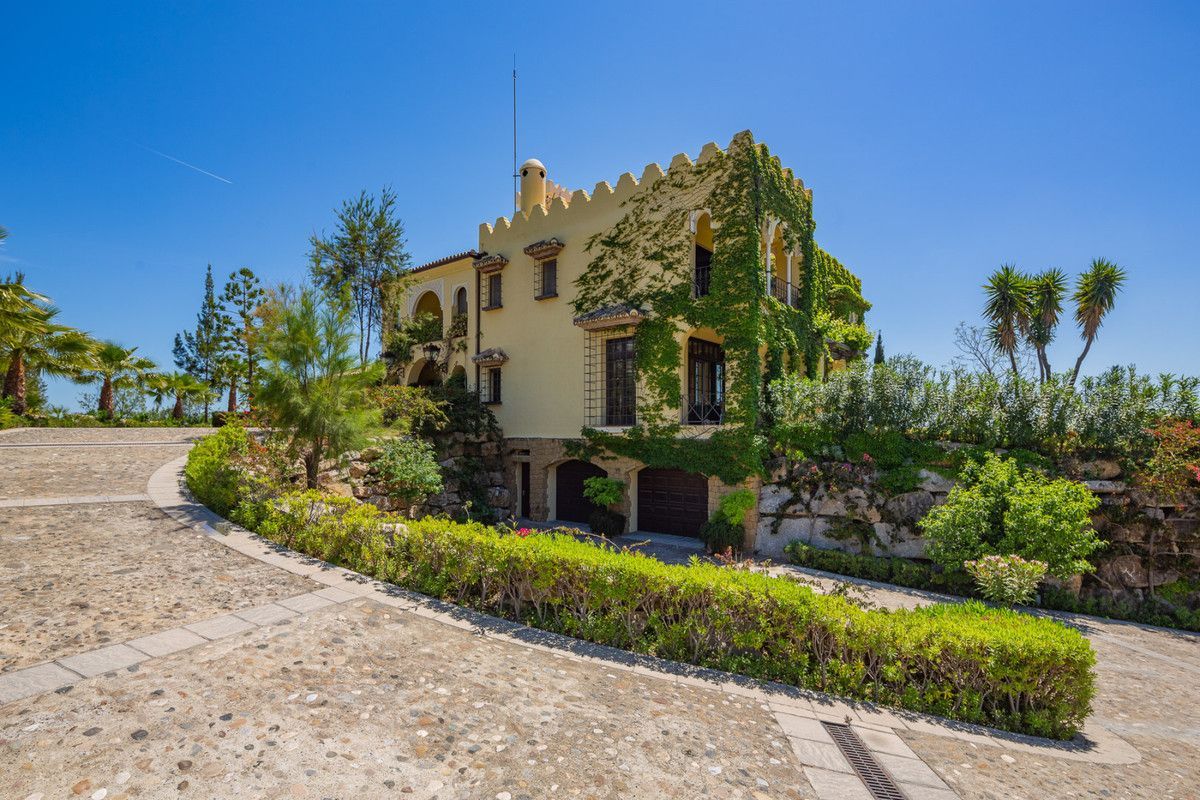 Villa